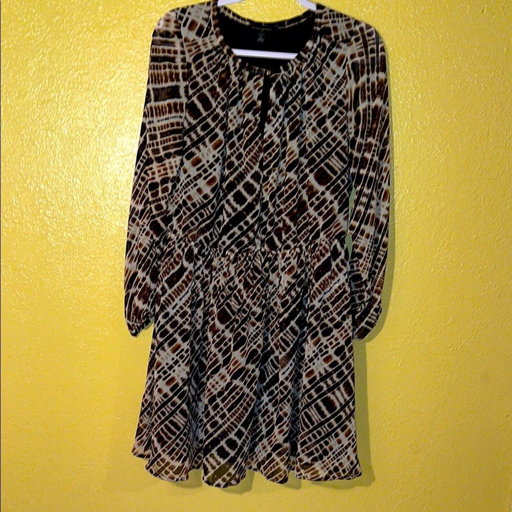 Stylish Brown Patterned Dress - image 1